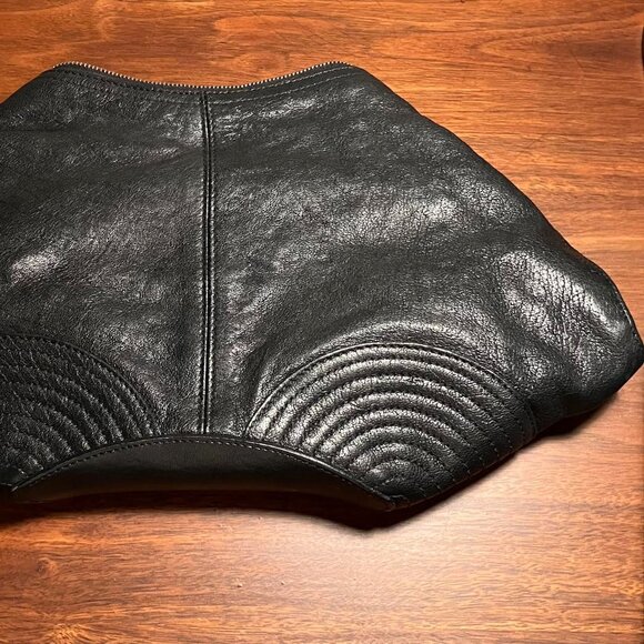 Alexander McQueen Manta Clutch - Picture 7 of 7